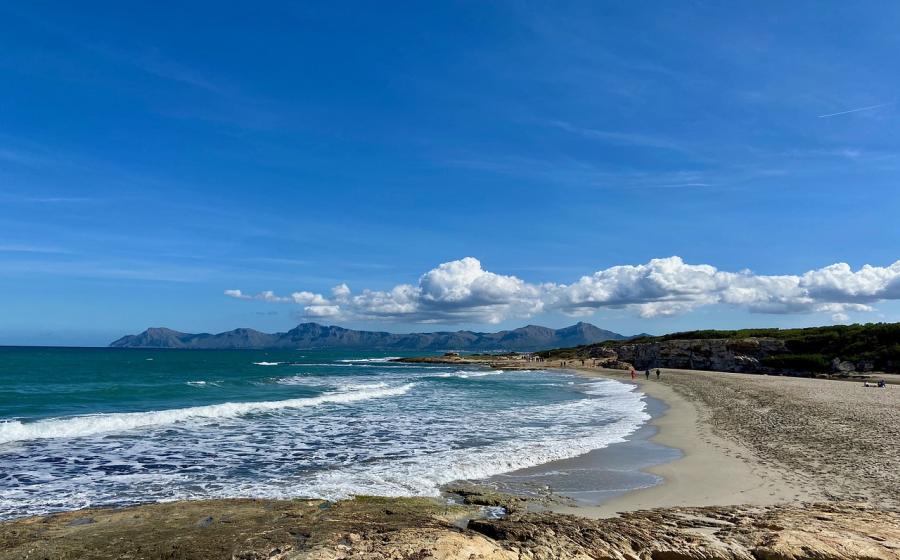 Mallorca pláž, zdroj obrázku Pixabay.com