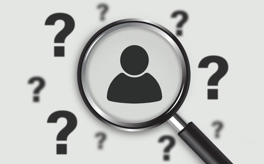 Otazník a lupa, zdroj obrázku Pixabay.com