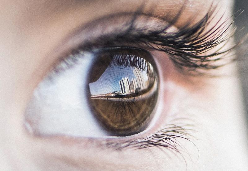 Oko, autor obrázku LhcCoutinha, zdroj Pixabay.com