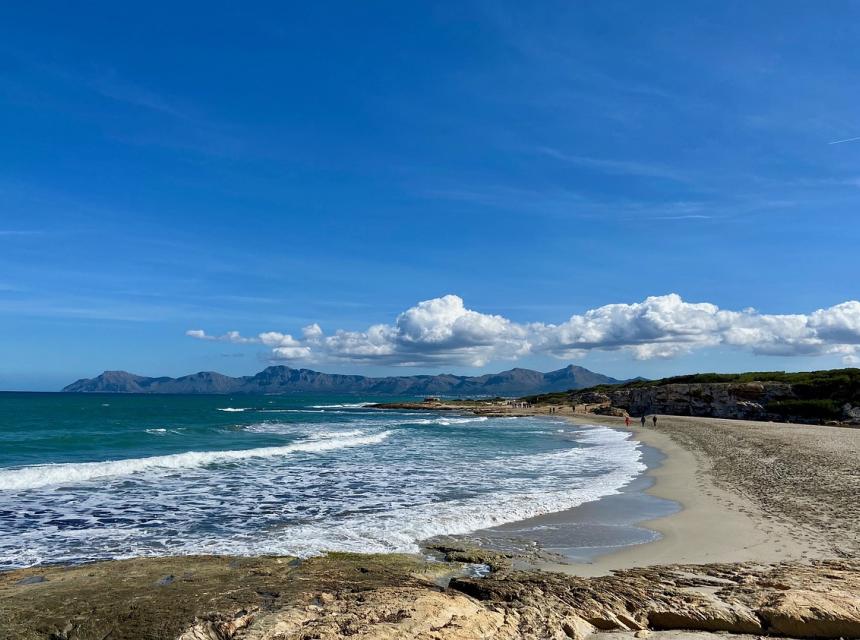 Mallorca pláž, zdroj obrázku Pixabay.com